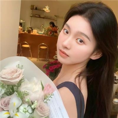 潮湿青春 在线观看封面
